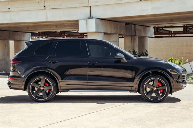 2016 Porsche Cayenne Turbo