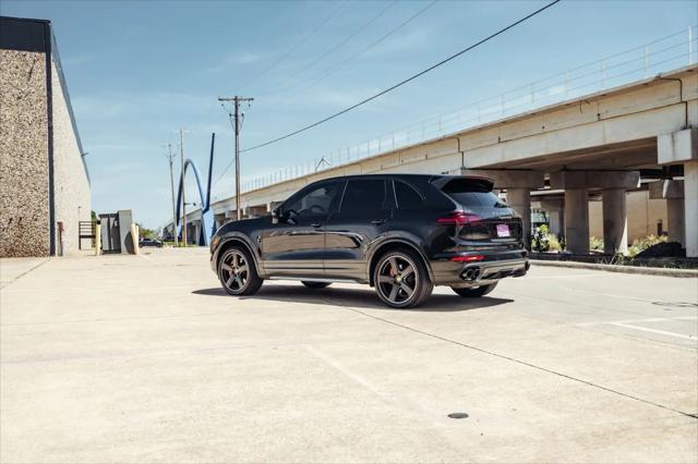 2016 Porsche Cayenne Turbo