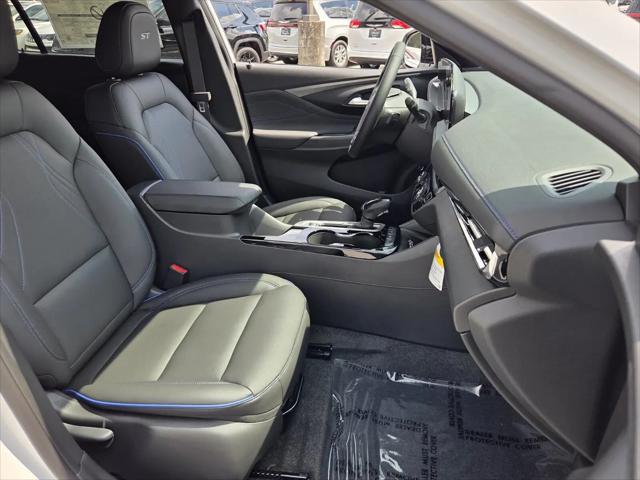2026 Buick NV Sport Touring FWD