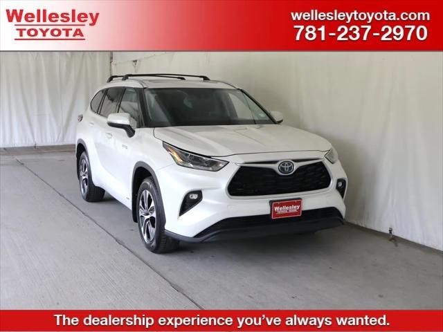 2021 Toyota Highlander Hybrid XLE for sale in Wellesley, MA