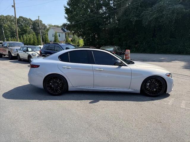 2021 Alfa Romeo Giulia RWD