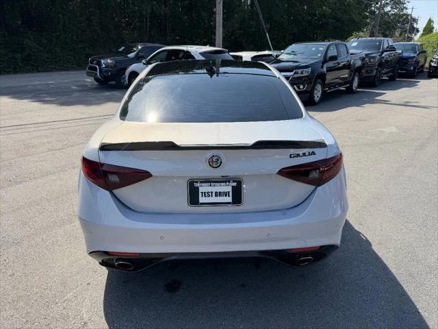 2021 Alfa Romeo Giulia RWD