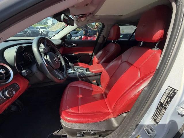 2021 Alfa Romeo Giulia RWD