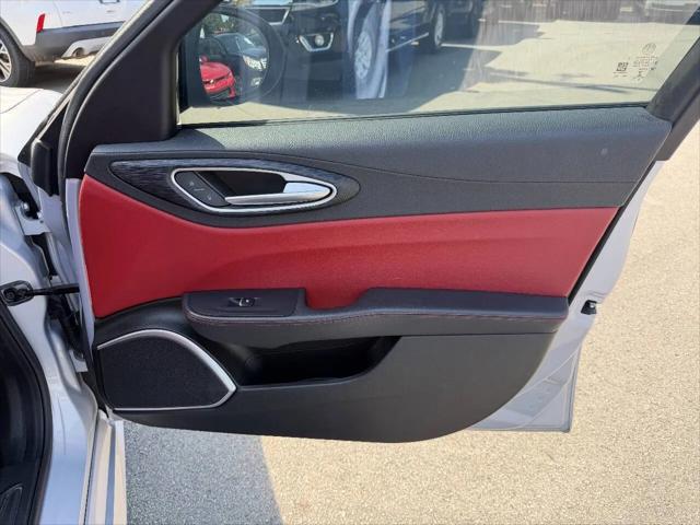 2021 Alfa Romeo Giulia RWD