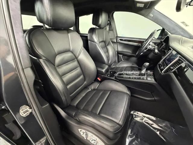 2018 Porsche Macan Turbo