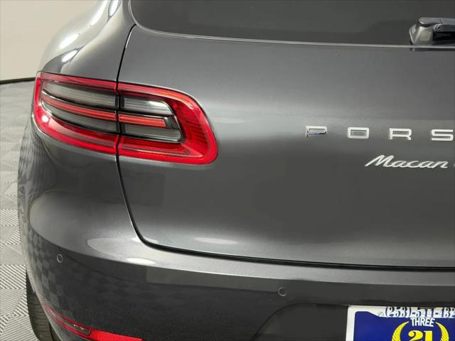 2018 Porsche Macan Turbo
