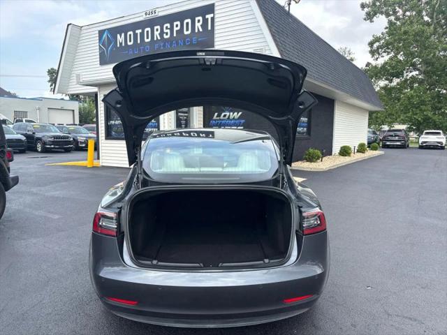 2019 Tesla Model 3 Mid Range