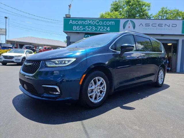 2022 Chrysler Pacifica Touring L for sale in Knoxville, TN