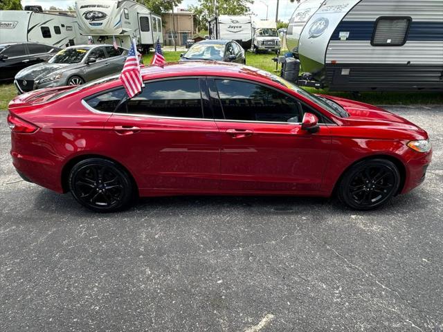 2020 Ford Fusion SE
