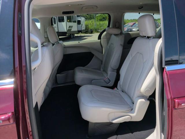 2021 Chrysler Pacifica Touring L