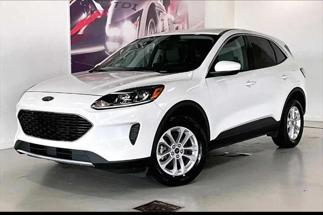2020 Ford Escape SE for sale in Johnston, IA