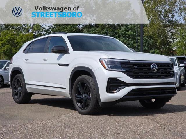2026 Volkswagen Atlas Cross Sport SEL R-Line Black for sale in Streetsboro, OH