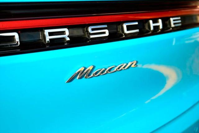 2021 Porsche Macan Base