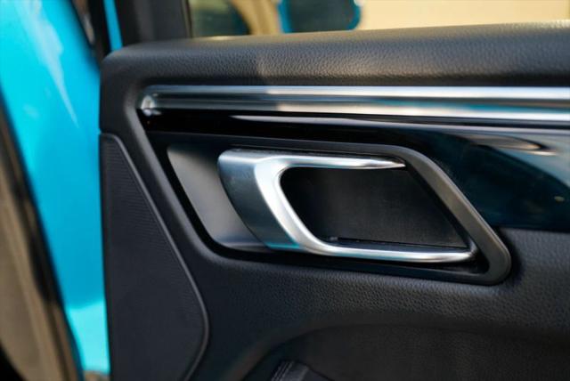 2021 Porsche Macan Base