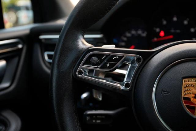 2021 Porsche Macan Base