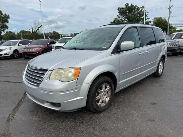 2008 Chrysler Town & Country Touring for sale in Brandon Twp, MI
