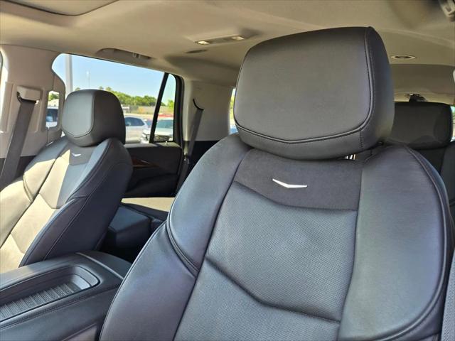 2020 Cadillac Escalade 2WD Luxury