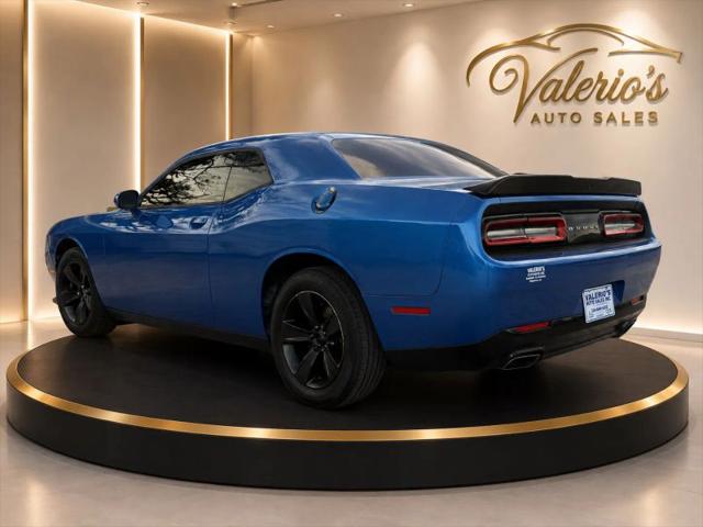 2021 Dodge Challenger SXT