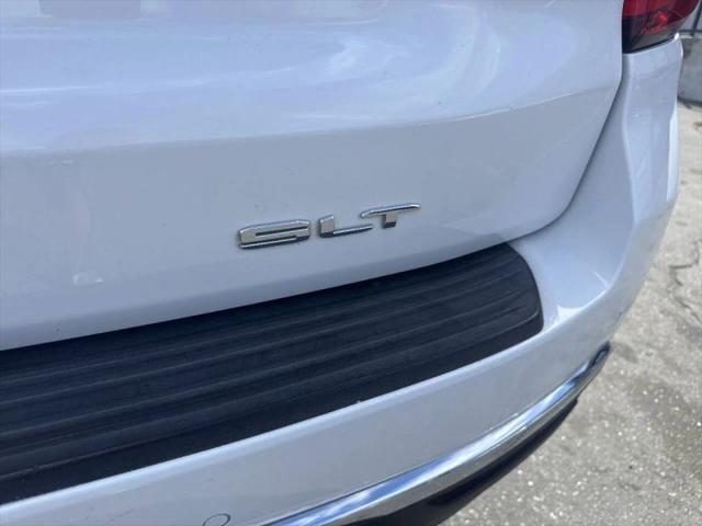 2021 GMC Yukon 2WD SLT