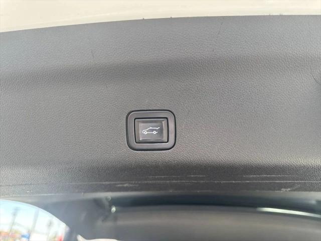 2021 GMC Yukon 2WD SLT