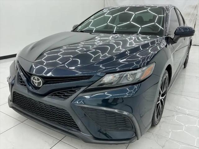 2021 Toyota Camry SE for sale in Cincinnati, OH