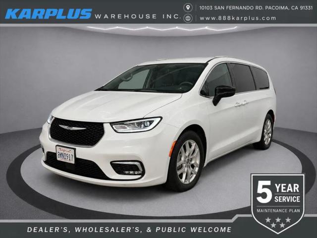 2024 Chrysler Pacifica Touring for sale in Pacoima, CA