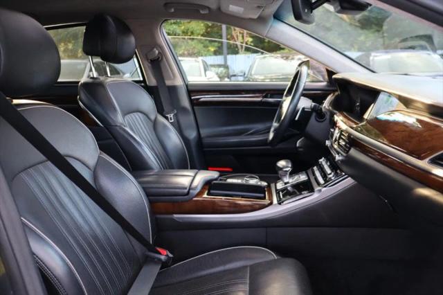 2018 Genesis G90 3.3T Premium