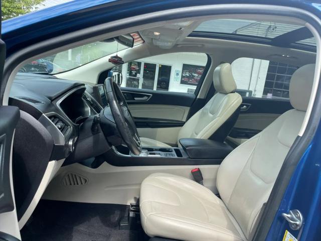 2021 Ford Edge Titanium