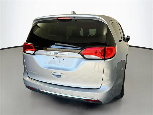 2017 Chrysler Pacifica Touring Plus