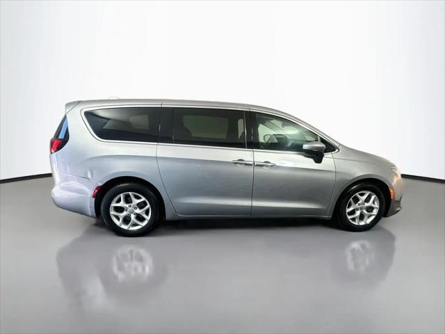 2017 Chrysler Pacifica Touring Plus