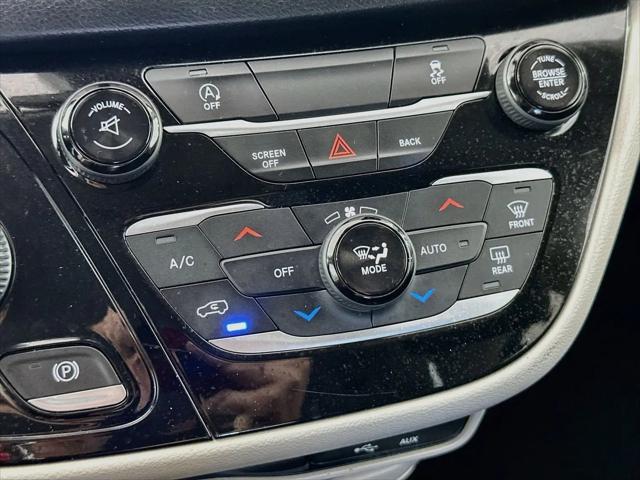 2017 Chrysler Pacifica Touring Plus