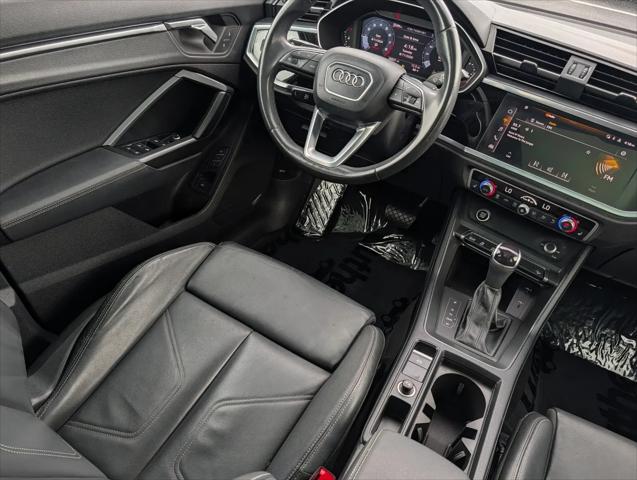 2023 Audi Q3 Premium 45 TFSI S line quattro Tiptronic