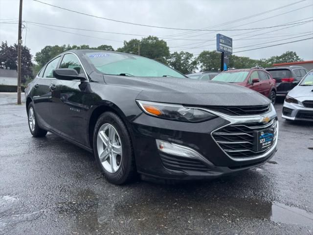 2022 Chevrolet Malibu FWD 1FL for sale in Abington, MA