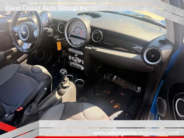 2010 MINI Cooper S Cooper S