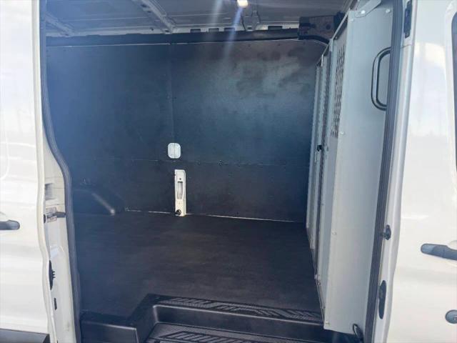 2019 Ford Transit Medium Roof w/Sliding Side Door w/LWB