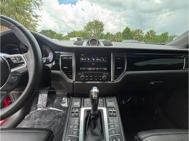 2018 Porsche Macan Base