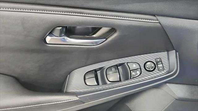 2023 Nissan Sentra SV Xtronic CVT