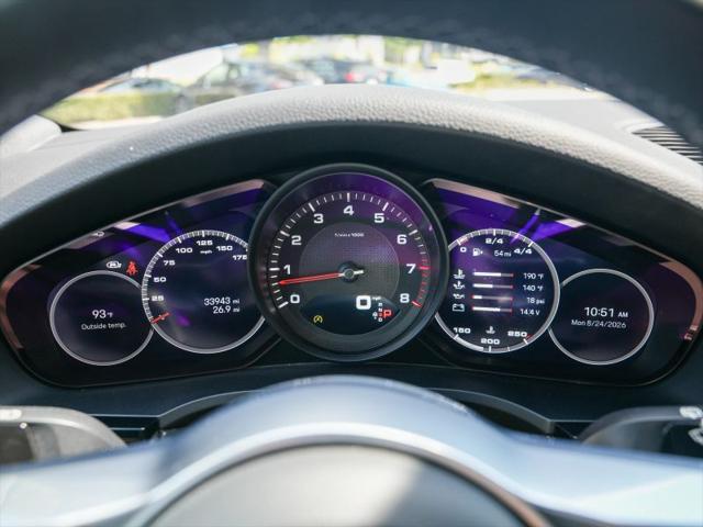 2023 Porsche Cayenne Platinum Edition