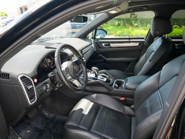 2023 Porsche Cayenne Platinum Edition