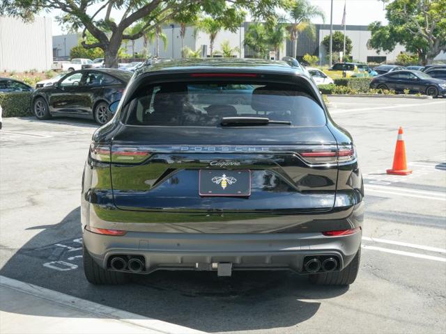 2023 Porsche Cayenne Platinum Edition