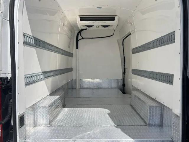 2018 Ford Transit w/Sliding Side Door