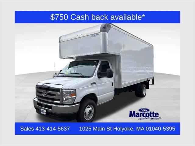 2027 Ford E-450 Cutaway E-450 for sale in Holyoke, MA