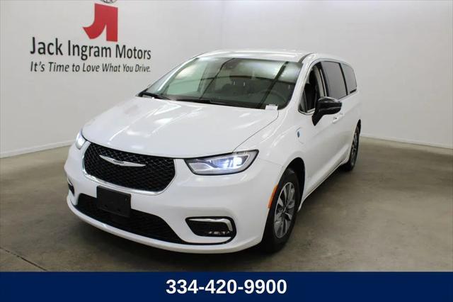 2024 Chrysler Pacifica Hybrid Select for sale in Montgomery, AL