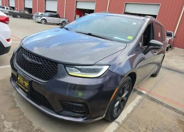 2021 Chrysler Pacifica Touring for sale in Shiloh, IL