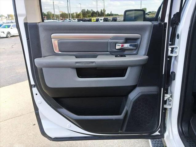 2017 Ram 1500 SLT