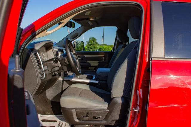2017 Ram 1500 Big Horn Crew Cab 4x4 57 Box