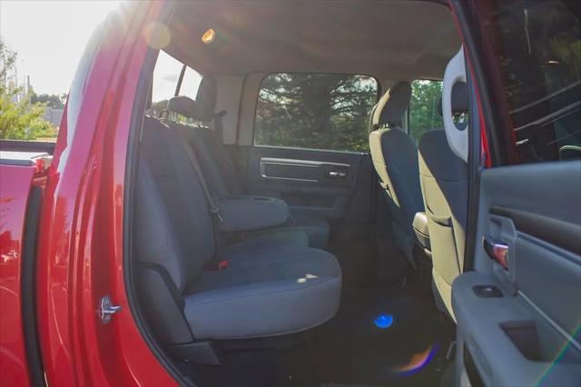 2017 Ram 1500 Big Horn Crew Cab 4x4 57 Box
