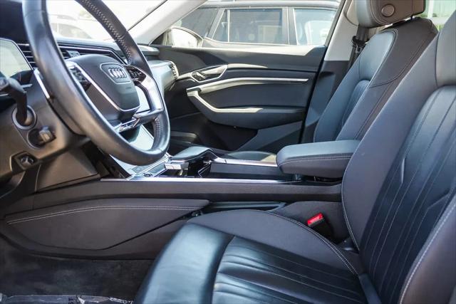 2021 Audi e-tron Premium