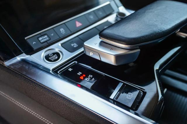 2021 Audi e-tron Premium