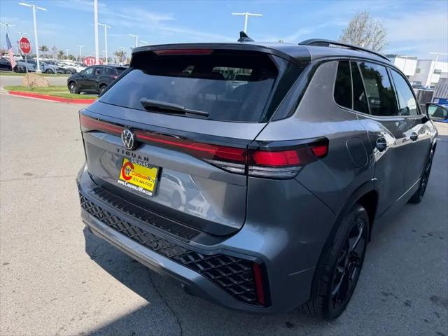 2026 Volkswagen Tiguan SE R-Line Black